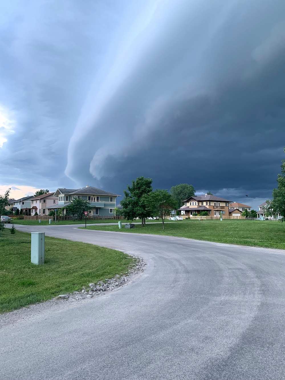 compressed shelf cloud